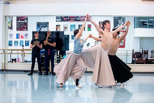 MIKAELA MACKENZIE / WINNIPEG FREE PRESS

Ballet master Jaime Vargas (left) and choreographer Meredith Rainey watch as dancers rehearse a piece for Fast Forward, a mixed-repetoire studio show, at the Royal Winnipeg Ballet in Winnipeg on Wednesday, March 22, 2023. 
For Jen story.

Winnipeg Free Press 2023.