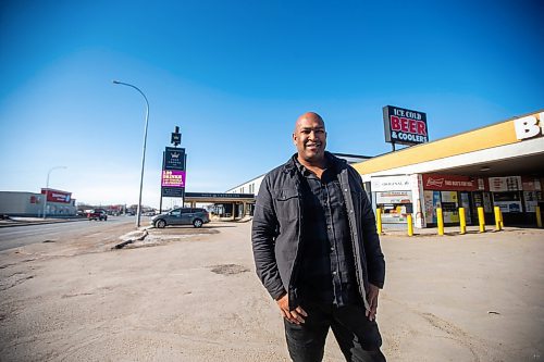 MIKAELA MACKENZIE / WINNIPEG FREE PRESS

Ravi Ramberran, owner of Four Crowns Restaurant and Hotel, poses for a photo in front of his establishment in Winnipeg on Tuesday, March 28, 2023. Four Crowns is part of a group chat with other McPhillips Street businesses, and they alert each other of shoplifters in the area. For Gabby story.

Winnipeg Free Press 2023.