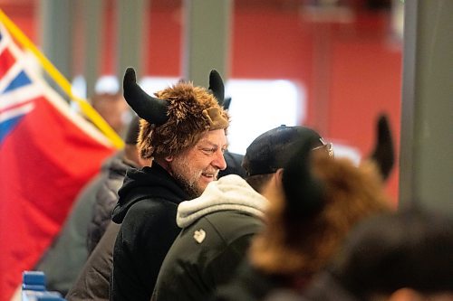 Mike Sudoma/Winnipeg Free Press
Team Manitoba fans where bison antler hats as they cheer on Team Manitoba Ringette as Team Manitoba U14AA faces off against Team Alberta U14AA at Seven Oaks Arena Thursday
March 30, 2023 