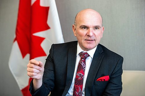 MIKAELA MACKENZIE / WINNIPEG FREE PRESS

Federal Tourism Minister Randy Boissonnault in Winnipeg on Thursday, March 30, 2023.  For Gabby story.

Winnipeg Free Press 2023.