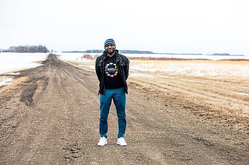 MIKAELA MACKENZIE / WINNIPEG FREE PRESS

Seidu Mohammed poses for a photo near where he crossed the border in Emerson on Monday, April 3, 2023.  For Chris story.

Winnipeg Free Press 2023.