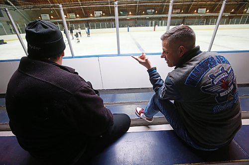 JOHN WOODS / WINNIPEG FREE PRESS
Hockey dad and former Winnipeg mayor Brian Bowman talks to Chris Sahaidak as they watch their sons&#x2019; hockey practice at River Heights C.C. Monday, April 3, 2023. 

Re: