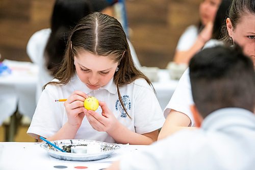 MIKAELA MACKENZIE / WINNIPEG FREE PRESS

Grade five student Veronika Shyndia, who arrived from Ukraine this December, makes a Pysanky egg at Immaculate Heart of Mary School in Winnipeg on Thursday, April 6, 2023. For Malak story.

Winnipeg Free Press 2023.