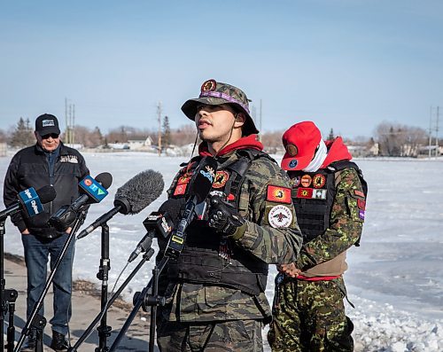 JESSICA LEE / WINNIPEG FREE PRESS

Land protector Waabishkaa Ma&#x2019;iingan Apiichaa speaks to members of the media at Brady Landfill on April 6, 2023, where community member Lindy Mary Beardy&#x2019;s body was found on Monday.