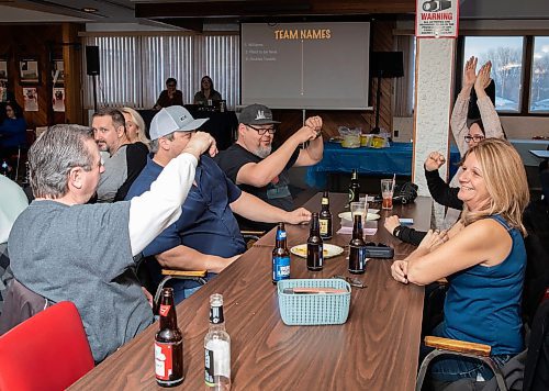 JESSICA LEE / WINNIPEG FREE PRESS

Monique Dobson (in blue) attends Quizzlers on April 6, 2023 at Transcona Legion with her family. Quizzlers is an enterprise run by husband and wife team James and Tara Higham. The Highams stage quiz nights for community groups and businesses all over the city.

Reporter: Dave Sanderson