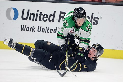 Quinn Mantei (8) was the steadiest defender for the Brandon Wheat Kings as they sought to replace the graduated duo of Chad Nychuk and Vinny Iorio. (Tim Smith/The Brandon Sun)