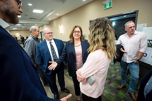 Mike Deal / Winnipeg Free Press
Premier Heather Stefanson chats with attendees with MHCA President and CEO Chris Lorenc (left) during the Manitoba Heavy Construction Association&#x2019;s 2023 Breakfast with the Leaders series at the Holiday Inn Express Winnipeg Airport, 1740 Ellice Ave, Tuesday morning.
See Gabby story
230411 - Tuesday, April 11, 2023.