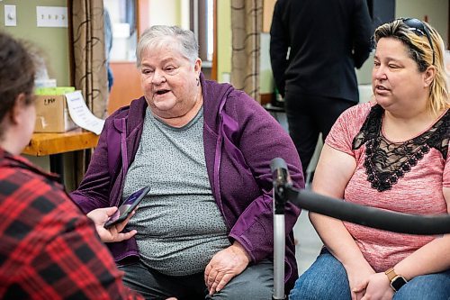 MIKAELA MACKENZIE / WINNIPEG FREE PRESS

Lois Coulson (left) and Darcie Luzny speak to the Free Press after additional funding for supporting seniors living at home was announced at a press conference at the Brooklands Active Living Centre in Winnipeg on Thursday, April 13, 2023. For Malak story.

Winnipeg Free Press 2023.