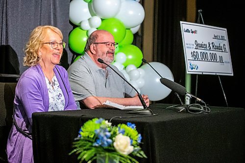MIKAELA MACKENZIE / WINNIPEG FREE PRESS

Janice and Randy Glays, winners of the $60 million LOTTO MAX prize, speak to the media after being presented with their cheque at the Fairmont in Winnipeg on Friday, April 14, 2023. For Malak story.

Winnipeg Free Press 2023.
