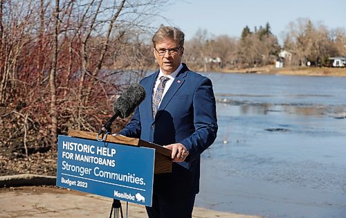 RUTH BONNEVILLE / WINNIPEG FREE PRESS 

LOCAL - Protecting water resources

Environment and Climate Minister Kevin Klein holds press conference on protecting water resources at the boat launch at Hyland Park, off Henderson Hwy. in East St. Paul, Monday. 

Also speaking at the event were: Stephen Carlyle, chief executive officer, Manitoba Habitat Heritage Corporation, Garry Wasylowski, Manitoba Association of Watersheds and 
Colleen Sklar, co-chair, Lake Friendly Stewards Alliance. 


April 17th, 2023