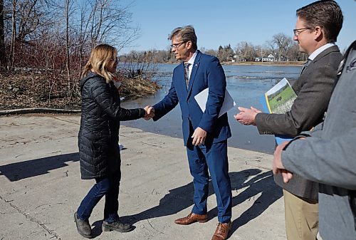 RUTH BONNEVILLE / WINNIPEG FREE PRESS 

LOCAL - Protecting water resources

Environment and Climate Minister Kevin shakes Colleen Sklar, co-chair, Lake Friendly Stewards Alliance, hand after speaking at event Monday. 


Environment and Climate Minister Kevin Klein holds press conference on protecting water resources at the boat launch at Hyland Park, off Henderson Hwy. in East St. Paul, Monday. 

Also speaking at the event were: Stephen Carlyle, chief executive officer, Manitoba Habitat Heritage Corporation, Garry Wasylowski, Manitoba Association of Watersheds and 
Colleen Sklar, co-chair, Lake Friendly Stewards Alliance. 


April 17th, 2023