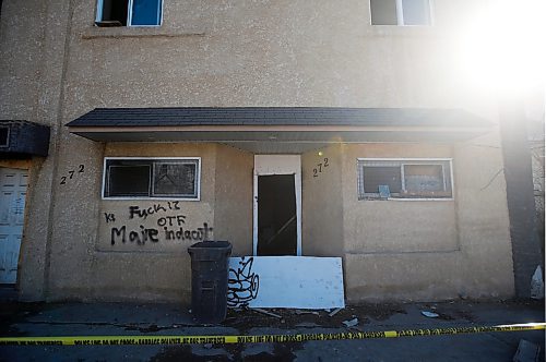 JOHN WOODS / WINNIPEG FREE PRESS
Building at 272 Selkirk that had a fire on the weekend is photographed Monday, April 17, 2023. 

Re: