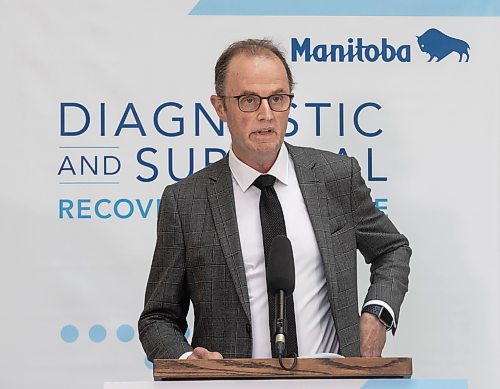 JESSICA LEE / WINNIPEG FREE PRESS

Dr. Peter MacDonald, chair, Diagnostic and Surgical Recovery Task Force steering committee, speaks at a press conference at the Health Sciences Centre on June 29, 2022. 

Reporter: Danielle Da Silva


