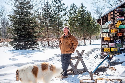 MIKAELA MACKENZIE / WINNIPEG FREE PRESS

Vince Freeman poses for a photo on his property with dogs Mecca (left) and Dude near Anola on Friday, March 24, 2023. For JS story.

Winnipeg Free Press 2023.