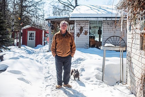 MIKAELA MACKENZIE / WINNIPEG FREE PRESS

Vince Freeman poses for a photo on his property near Anola on Friday, March 24, 2023. For JS story.

Winnipeg Free Press 2023.