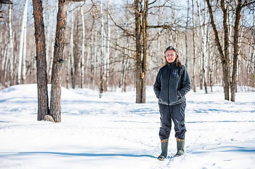 MIKAELA MACKENZIE / WINNIPEG FREE PRESS

Tangi Bell, with Our Line in the Sand, poses for a photo at her home near Anola on Friday, March 24, 2023. For JS story.

Winnipeg Free Press 2023.