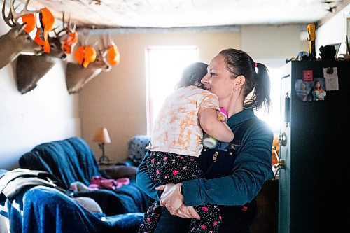 MIKAELA MACKENZIE / WINNIPEG FREE PRESS

Callie hugs her mom, Georgina Mustard, in their home near Anola on Friday, March 24, 2023. For JS story.

Winnipeg Free Press 2023.