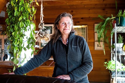 MIKAELA MACKENZIE / WINNIPEG FREE PRESS

Tangi Bell, with Our Line in the Sand, poses for a photo at her home near Anola on Friday, March 24, 2023. For JS story.

Winnipeg Free Press 2023.