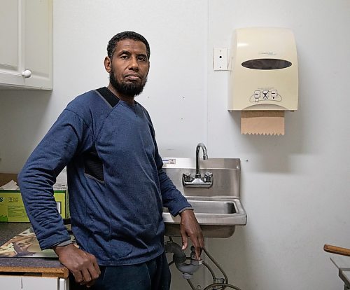 JESSICA LEE / WINNIPEG FREE PRESS

Chihab Adin, owner of Casablanca Food Market, poses for a photo beside the new sink installed at his store on April 19, 2023, as a result of a health inspection. The store is closed while they clean up after health inspections.

Reporter: Kevin Rollason