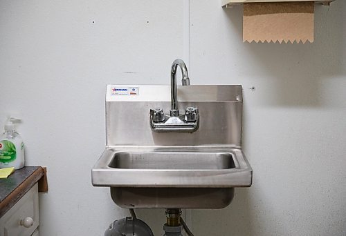 JESSICA LEE / WINNIPEG FREE PRESS

A newly-installed sink at Casablanca Food Market is photographed on April 19, 2023. It was installed as a condition of opening the store again after health inspections. The store is closed while they clean up.

Reporter: Kevin Rollason