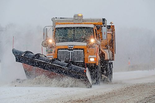 19042023
A snowplow clears fresh snow from Highway 10 south of Onanole during a snowstorm on Wednesday.
(Tim Smith/The Brandon Sun)