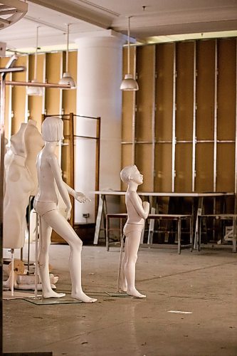 MIKAELA MACKENZIE / WINNIPEG FREE PRESS

Mannequins on the fifth floor of The Bay, now empty and shuttered before being renovated by the Southern Chiefs' Organization, in Winnipeg on Friday, April 21, 2023.

Winnipeg Free Press 2023.