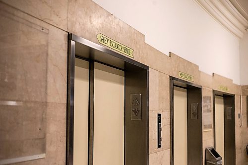 MIKAELA MACKENZIE / WINNIPEG FREE PRESS

The elevators on the second floor at The Bay, now empty and shuttered before being renovated by the Southern Chiefs' Organization, in Winnipeg on Friday, April 21, 2023.

Winnipeg Free Press 2023.