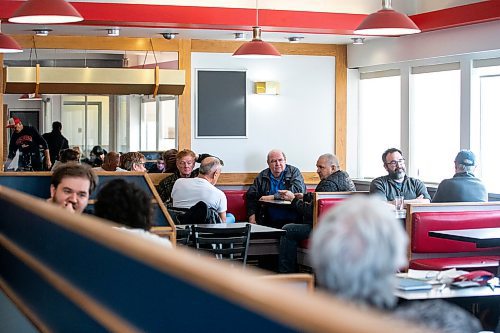 MIKAELA MACKENZIE / WINNIPEG FREE PRESS

The place bustles on the last day before closing at Sal&#x573; on Main Street in the North End in Winnipeg on Monday, April 24, 2023.

Winnipeg Free Press 2023.