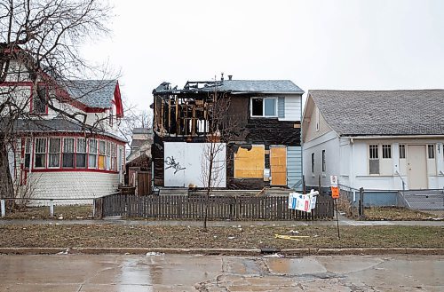 JESSICA LEE / WINNIPEG FREE PRESS

A house which appears to be burned by fire is photographed on Pritchard Avenue April 26, 2023.

Reporter: Malak Abas