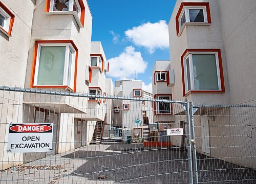 JESSICA LEE / WINNIPEG FREE PRESS

Centre Village housing complex at 575 Balmoral Avenue is photographed on April 27, 2023.

Reporter: Malak Abas