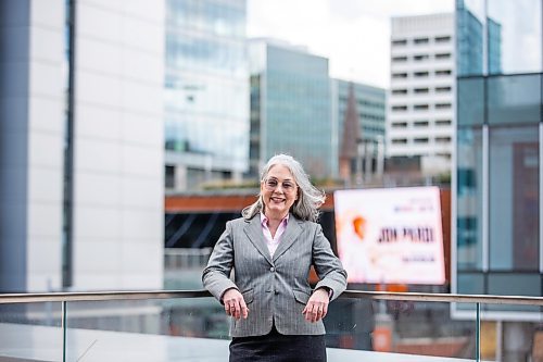 MIKAELA MACKENZIE / WINNIPEG FREE PRESS

Hazel Borys, newly announced director of planning, property and development at the City of Winnipeg, poses for a photo downtown in the Manitoba Hydro building in Winnipeg on Thursday, April 27, 2023. For Kevin story.

Winnipeg Free Press 2023.