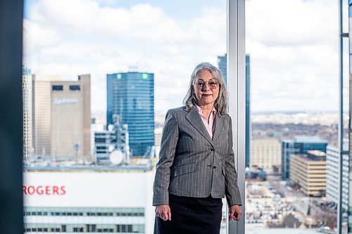 MIKAELA MACKENZIE / WINNIPEG FREE PRESS

Hazel Borys, newly announced director of planning, property and development at the City of Winnipeg, poses for a photo downtown in the Manitoba Hydro building in Winnipeg on Thursday, April 27, 2023. For Kevin story.

Winnipeg Free Press 2023.