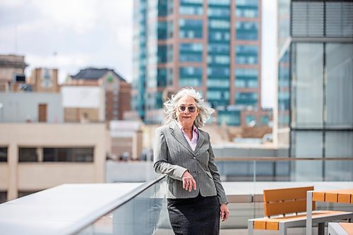 MIKAELA MACKENZIE / WINNIPEG FREE PRESS

Hazel Borys, newly announced director of planning, property and development at the City of Winnipeg, poses for a photo downtown in the Manitoba Hydro building in Winnipeg on Thursday, April 27, 2023. For Kevin story.

Winnipeg Free Press 2023.