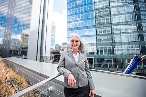 MIKAELA MACKENZIE / WINNIPEG FREE PRESS

Hazel Borys, newly announced director of planning, property and development at the City of Winnipeg, poses for a photo downtown in the Manitoba Hydro building in Winnipeg on Thursday, April 27, 2023. For Kevin story.

Winnipeg Free Press 2023.