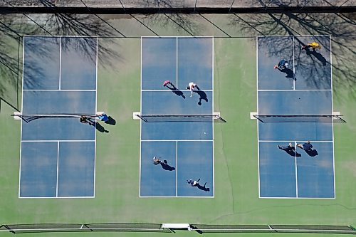 280423
Members of the Brandon Pickleball Club play matches at the Stanley Park pickleball courts on a sunny Friday morning. (Tim Smith/The Brandon Sun)default