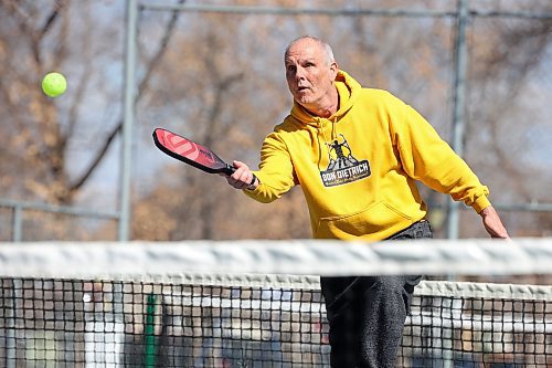 280423
Claude Pellerin with the Brandon Pickleball Club plays a match with friends at the Stanley Park pickleball courts on a sunny Friday morning. (Tim Smith/The Brandon Sun)