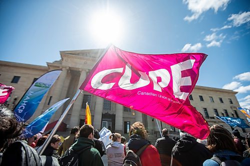 MIKAELA MACKENZIE / WINNIPEG FREE PRESS
 
Union activists rally at the Legislature on May Day in Winnipeg on Monday, May 1, 2023. One-third of PSAC members are currently still on strike.

Winnipeg Free Press 2023.