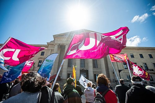 MIKAELA MACKENZIE / WINNIPEG FREE PRESS
 
Union activists rally at the Legislature on May Day in Winnipeg on Monday, May 1, 2023. One-third of PSAC members are currently still on strike.

Winnipeg Free Press 2023.