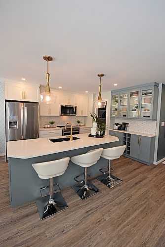 Todd Lewys / Winnipeg Free Press
The stunning show homes featured in the Parade of Homes are open year-round.