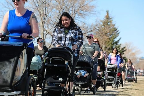 Participants take part in Flora's Walk in Brandon on Wednesday. (Michele McDougall/The Brandon Sun)