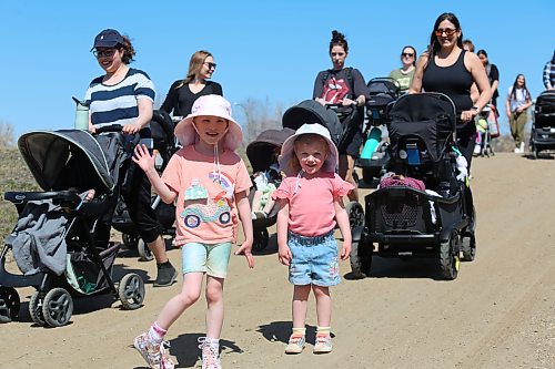 Participants take part in Flora's Walk in Brandon on Wednesday. (Michele McDougall/The Brandon Sun)