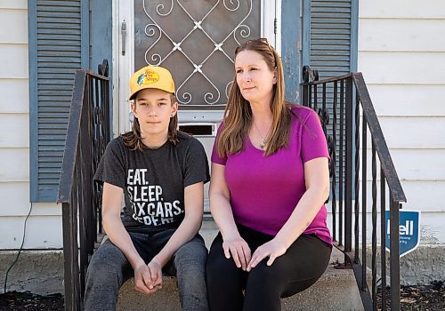 JESSICA LEE / WINNIPEG FREE PRESS

Jen Sjodin and son Dawson pose for a photo at their home May 4, 2023. Dawson&#x2019;s bike was stolen and they recovered the bike by stealing it back.

Reporter: Matthew