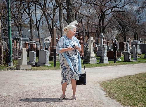 JESSICA LEE / WINNIPEG FREE PRESS

Debra Maione arrives for the coronation service May 6, 2023 at St. John&#x2019;s Anglican Cathedral.

Reporter: Tyler Searle