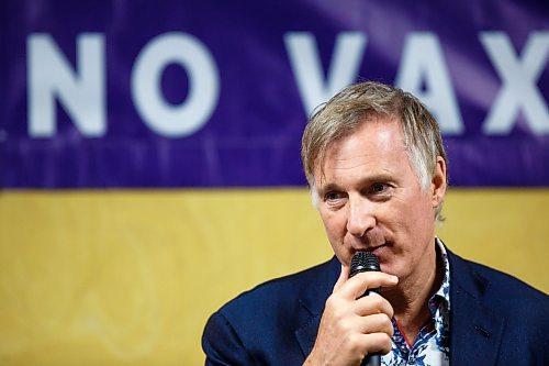 MIKE DEAL / WINNIPEG FREE PRESS
Leader of the People&#x2019;s Party of Canada, Maxime Bernier, speaks to supporters while making a stop at the Park West Inn, 525 Dale Blvd as part of his Summer Leader&#x2019;s tour. 
220823 - Tuesday, August 23, 2022.