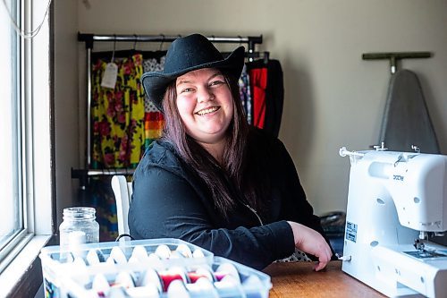 MIKAELA MACKENZIE / WINNIPEG FREE PRESS
 
Marlena Muir, founder of Metis Superstar Designs, poses for a photo in her home where she makes contemporary ribbon skirts in Selkirk on Wednesday, May 10, 2023. For Dave story.

Winnipeg Free Press 2023.