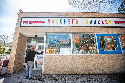 MIKAELA MACKENZIE / WINNIPEG FREE PRESS
 
Monissh Kapoor, owner of Barchet's Grocery, poses for a photo in front of his shop in Winnipeg on Thursday, May 11, 2023. Monissh is selling the corner store because of health issues. For Gabby story.

Winnipeg Free Press 2023.