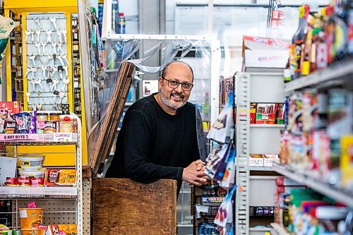 MIKAELA MACKENZIE / WINNIPEG FREE PRESS
 
Monissh Kapoor, owner of Barchet's Grocery, poses for a photo in his shop in Winnipeg on Thursday, May 11, 2023. Monissh is selling the corner store because of health issues. For Gabby story.

Winnipeg Free Press 2023.