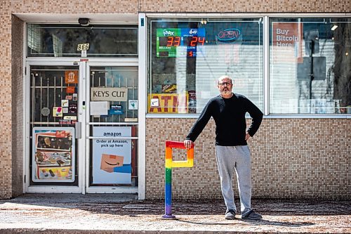 MIKAELA MACKENZIE / WINNIPEG FREE PRESS
 
Monissh Kapoor, owner of Barchet's Grocery, poses for a photo in front of his shop in Winnipeg on Thursday, May 11, 2023. Monissh is selling the corner store because of health issues. For Gabby story.

Winnipeg Free Press 2023.