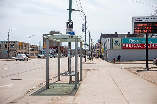 MIKAELA MACKENZIE / WINNIPEG FREE PRESS
 
The area at Main Street and Stella Avenue, where an injured male was found and later pronounced deceased in hospital, in Winnipeg on Thursday, May 11, 2023. For Erik story.

Winnipeg Free Press 2023.