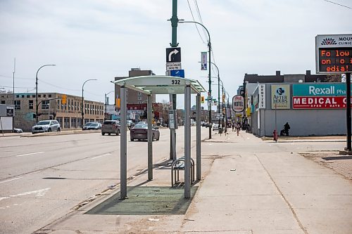 MIKAELA MACKENZIE / WINNIPEG FREE PRESS
 
The area at Main Street and Stella Avenue, where an injured male was found and later pronounced deceased in hospital, in Winnipeg on Thursday, May 11, 2023. For Erik story.

Winnipeg Free Press 2023.